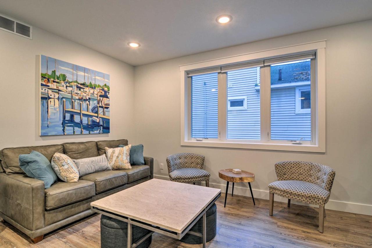 Modern Traverse City Condo About 1 Mi To Bay! Exterior photo